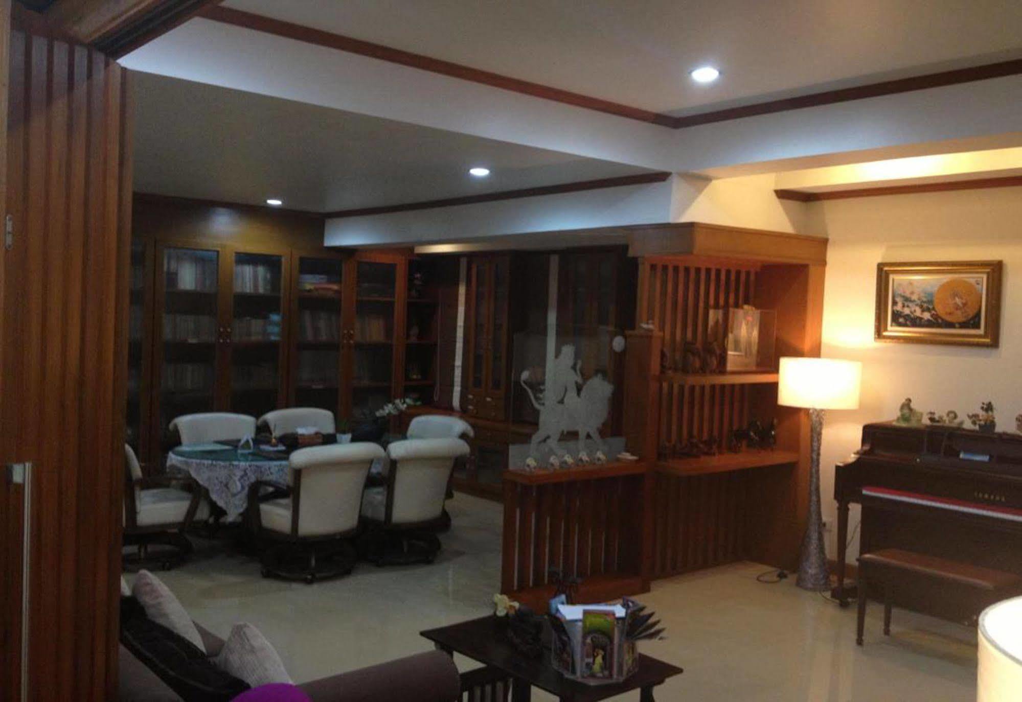 Ruankeaw Homestay Nai Harn Экстерьер фото