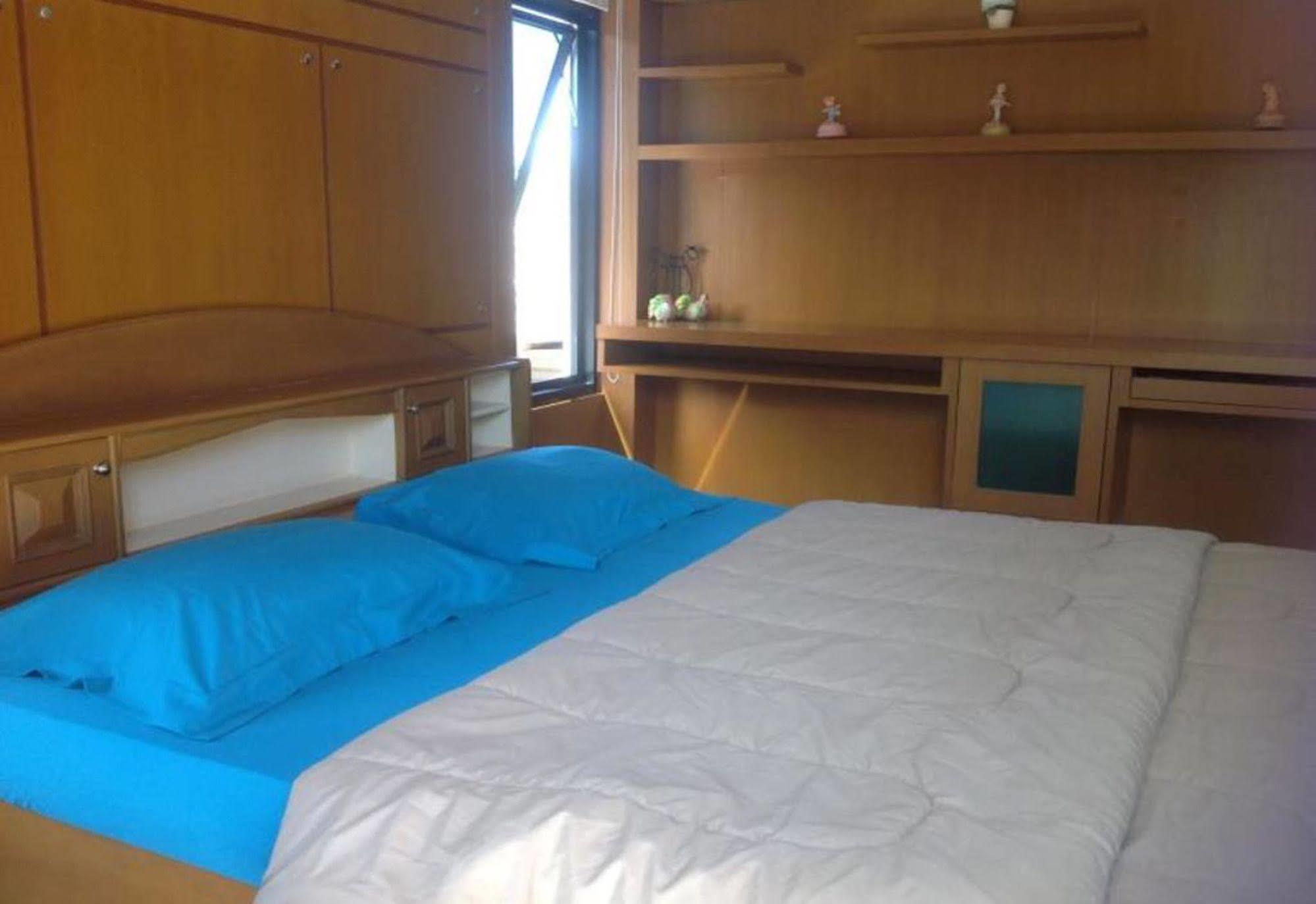 Ruankeaw Homestay Nai Harn Экстерьер фото