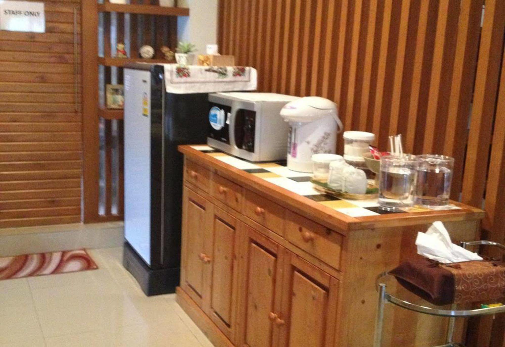 Ruankeaw Homestay Nai Harn Экстерьер фото